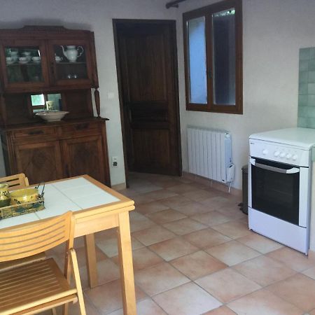 Appartement Dans Un Mas Provencal Istres Zewnętrze zdjęcie